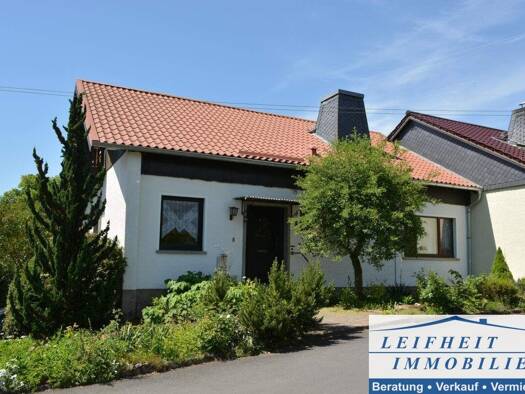 Doppelhaushälfte zum Kauf provisionsfrei 160.000 € 5 Zimmer 106 m² 416 m² Grundstück Mühlhausen Mühlhausen/Thüringen 99974