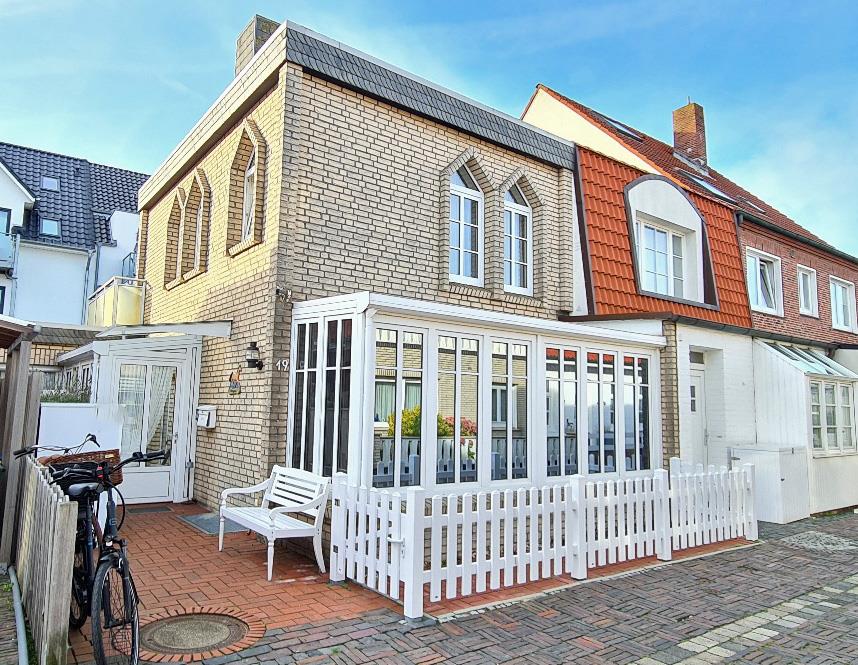 Einfamilienhaus zum Kauf 899.000 € 5 Zimmer 90,5 m²<br/>Wohnfläche 119 m²<br/>Grundstück Norderney 26548