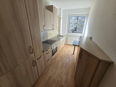 Wohnung zur Miete 392 € 3 Zimmer 69 m² EG frei ab sofort Eichenstraße 14 Lusan - Eichenstraße Gera 07549