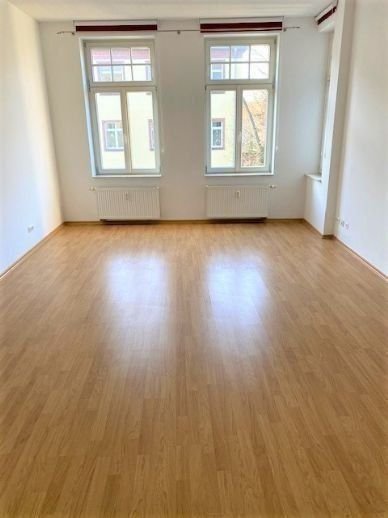 Wohnung zur Miete 538 € 2 Zimmer 76,9 m²<br/>Wohnfläche 3.<br/>Geschoss ab sofort<br/>Verfügbarkeit Halberstädter Str.56 Jordanstraße Magdeburg 39112