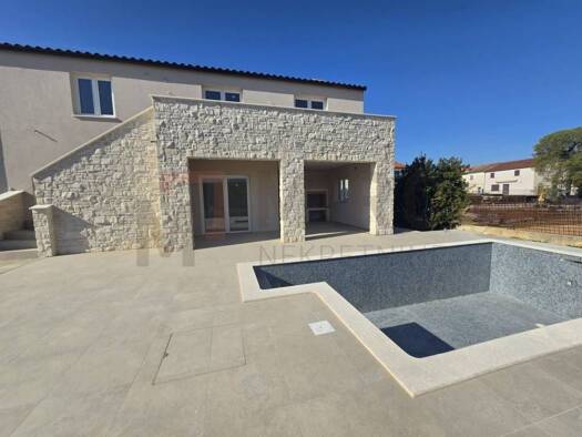 Haus zum Kauf 698.000 € 5 Zimmer 175 m² Sveti Anton, Malinska-Dubasnica Malinska