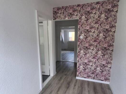 Wohnung zur Miete 340 € 1 Zimmer 38 m² Schleswiger Straße 32 Mitte Mitte 27568