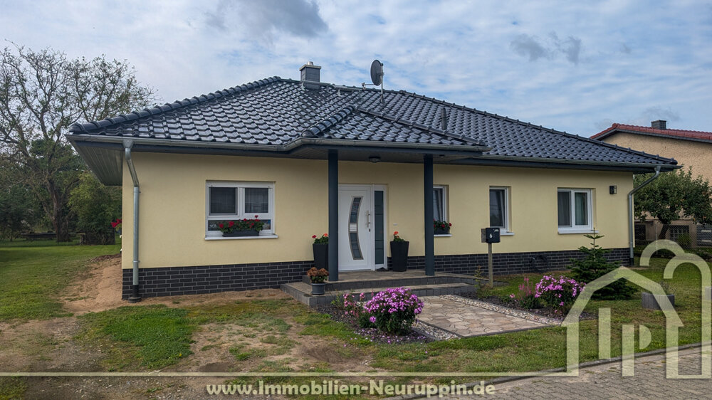 Bungalow zum Kauf 299.000 € 4 Zimmer 115,7 m²<br/>Wohnfläche 1.112 m²<br/>Grundstück 01.04.2025<br/>Verfügbarkeit Protzen Fehrbellin / Protzen 16833