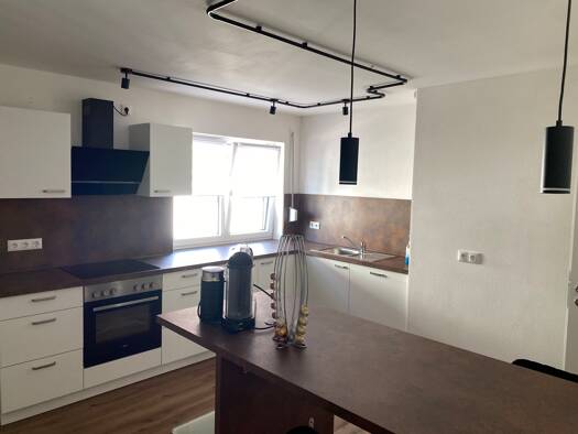 Wohnung zur Miete 750 € 2 Zimmer 83 m² Geschoss 2/3 frei ab 01.12.2026 Weisendorf Weisendorf 91085