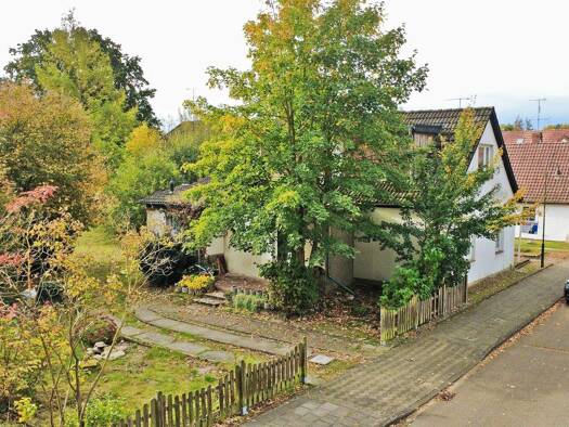 Einfamilienhaus zum Kauf 130.000 € 7,5 Zimmer 130 m² 885 m² Grundstück Hodenhagen 29693