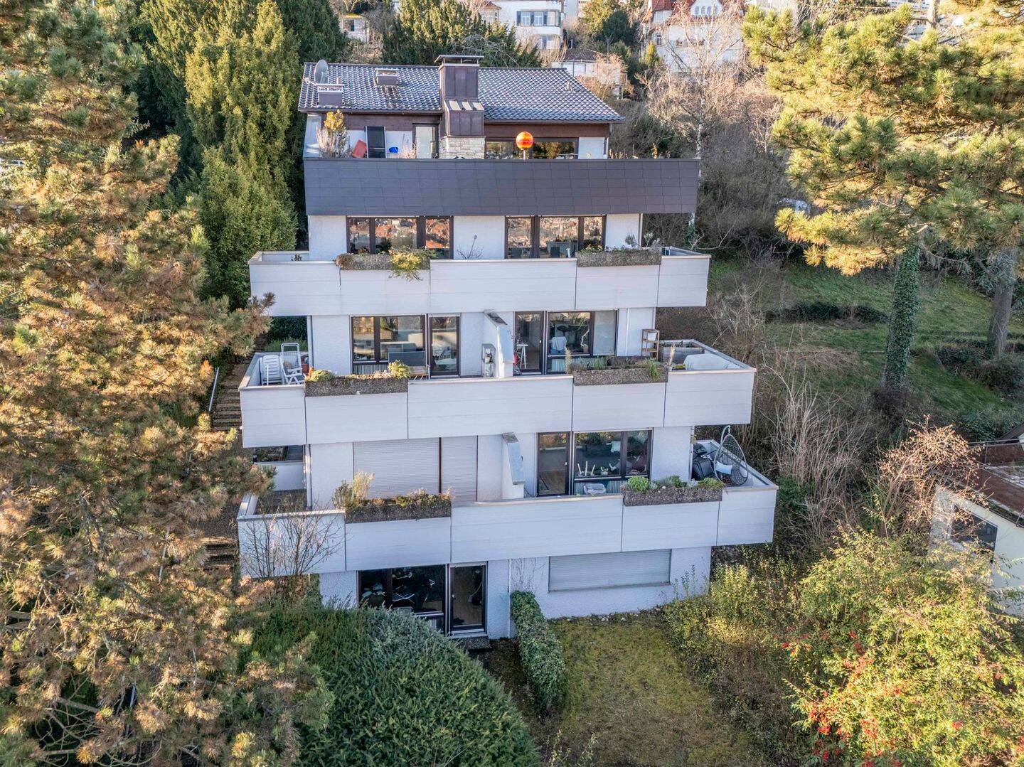 Property thumbnail 3