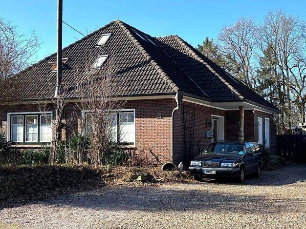 Einfamilienhaus zum Kauf 349.000 € 7 Zimmer 178 m² 2.232 m² Grundstück Flachsmeer Westoverledingen 26810