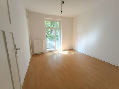 Wohnung zur Miete 368 € 2 Zimmer 49 m² 1. Geschoss frei ab sofort Weberstr. 12 Helmholtzstraße Magdeburg 39112