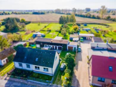 Doppelhaushälfte zum Kauf 149.000 € 6 Zimmer 100 m² 2.036 m² Grundstück frei ab sofort Pensin Kletzin 17111