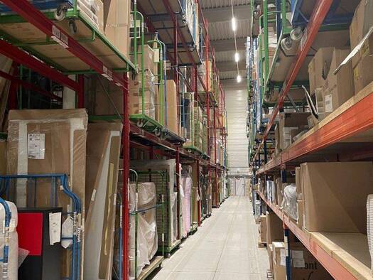 Logistikzentrum zur Miete 2.300 m² Lagerfläche teilbar ab 2.300 m² Süd Kassel 34134