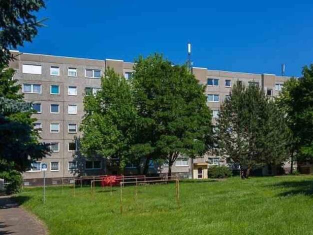 Wohnung zur Miete nur mit Wohnberechtigungsschein 472 € 3 Zimmer 64,3 m² 5. Geschoss frei ab 14.02.2026 Harthaer Str. 8 Gorbitz-Nord/Neu-Omsewitz Dresden 01169