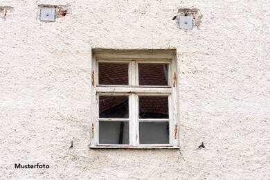 Einfamilienhaus zur Zwangsversteigerung 4.000 € 1 Zimmer 1 m² 1.320 m² Grundstück Zschocken Hartenstein 08118