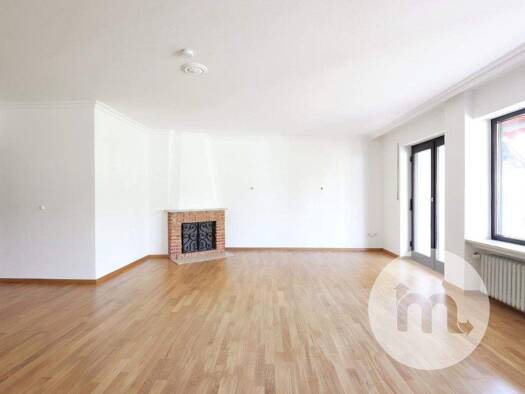 Reihenmittelhaus zur Miete 2.500 € 5 Zimmer 167 m² 250 m² Grundstück frei ab 01.12.2025 Trudering-Riem München 81827