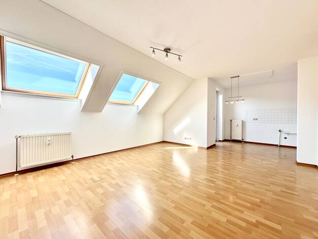 Wohnung zum Kauf 179.000 € 2 Zimmer 61 m² Dachgeschoss Stadtmitte Grevenbroich 41515