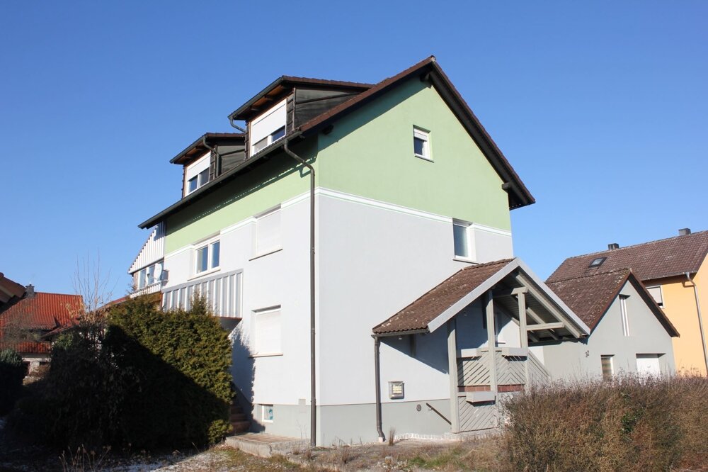 Mehrfamilienhaus zum Kauf provisionsfrei 140.000 € 7 Zimmer 184,5 m²<br/>Wohnfläche 775 m²<br/>Grundstück Neukenroth Stockheim 96342