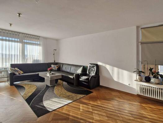 Wohnung zur Miete 1.400 € 5,5 Zimmer 114 m² frei ab 01.01.2026 Ramtel Leonberg 71229