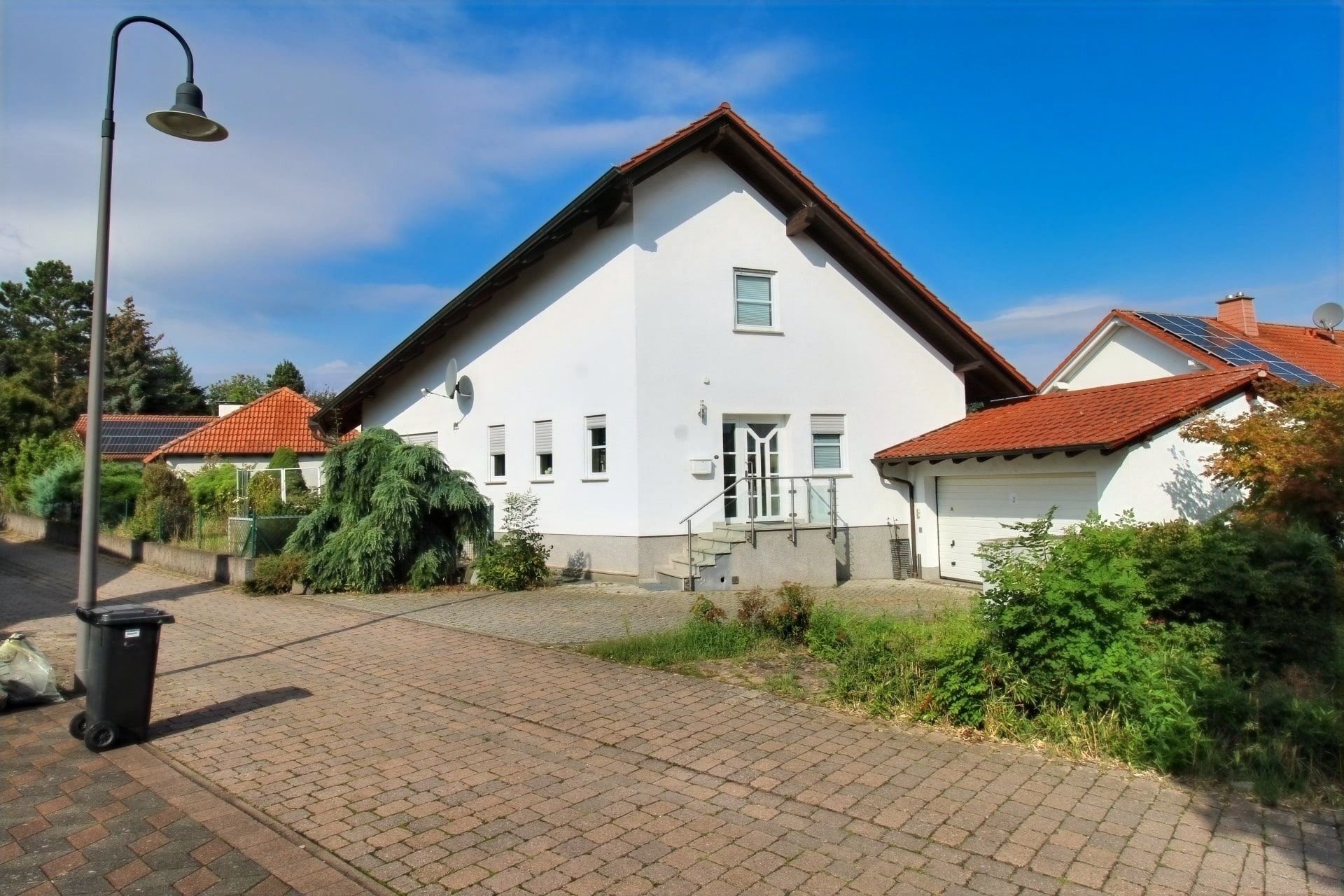 Bungalow zum Kauf 595.000 € 5 Zimmer 120 m²<br/>Wohnfläche 551 m²<br/>Grundstück ab sofort<br/>Verfügbarkeit Kleinkarlbach 67271