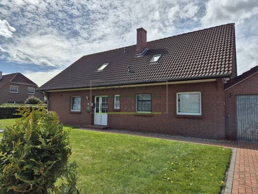 Mehrfamilienhaus zum Kauf 280.000 € 6 Zimmer 177 m² 709 m² Grundstück Strücklingen Saterland 26683