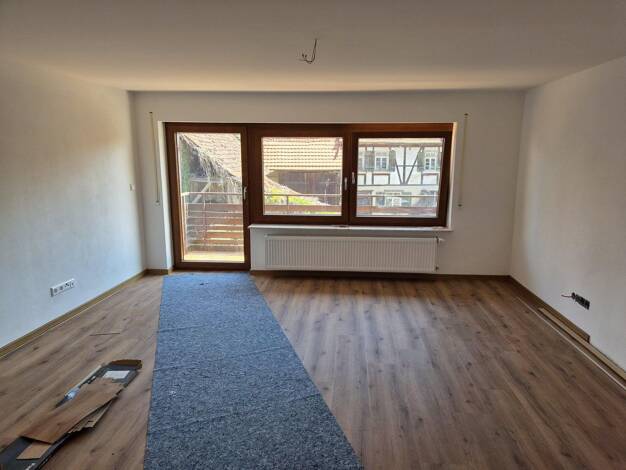 Doppelhaushälfte zur Miete 950 € 3,5 Zimmer 84 m² 300 m² Grundstück frei ab 01.10.2026 Oberndorf Rottenburg am Neckar 72108