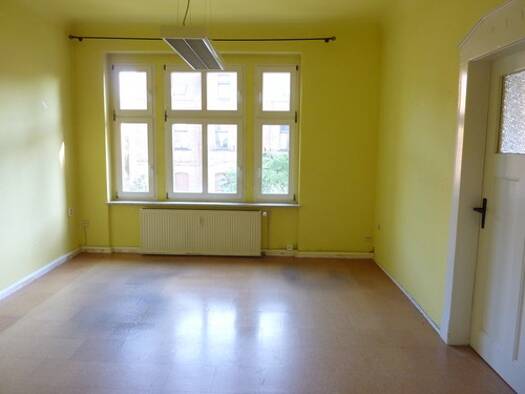 Mehrfamilienhaus zum Kauf 298.000 € 350 m² 894 m² Grundstück frei ab sofort Merseburg 06217
