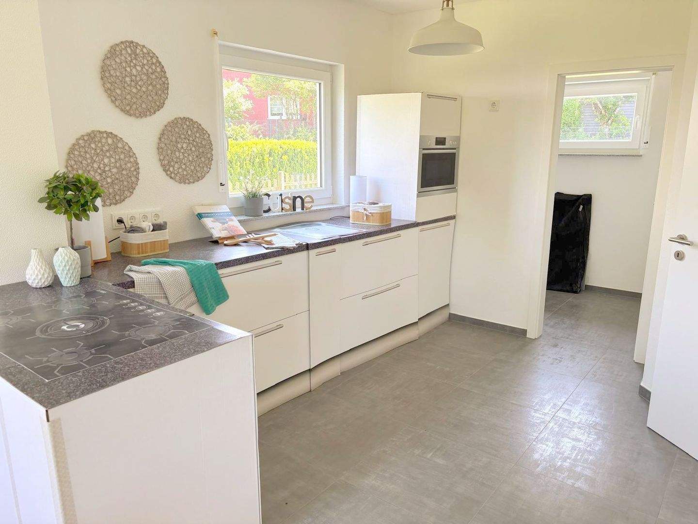 Immobilie in Osburg - Top saniertes Einfamilienhaus mit großem Garten und 221 m² Wohnfläche - einzugsbereit ! - Bild 4