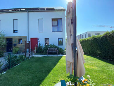 Reihenendhaus zur Miete 2.300 € 5,5 Zimmer 150 m² 267 m² Grundstück frei ab 15.10.2025 Herzogenaurach 91074