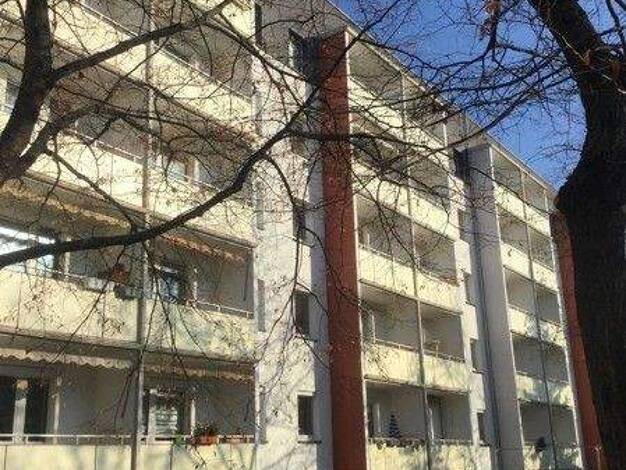 Wohnung zur Miete 490 € 4 Zimmer 65 m² 3. Geschoss frei ab 17.12.2025 Mühlsdorfer Weg 7 Leuben Dresden 01257