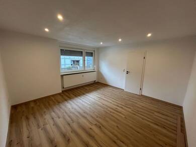 Wohnung zur Miete 350 € 1,5 Zimmer 52 m² Geschoss EG/2 Bromskirchen Bromskirchen 59969