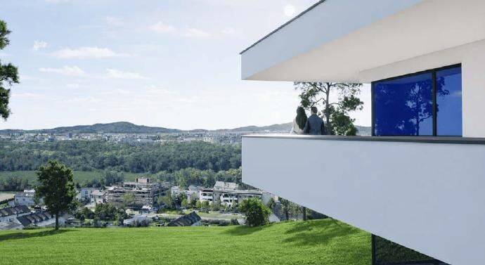 Плац, 1306 m²