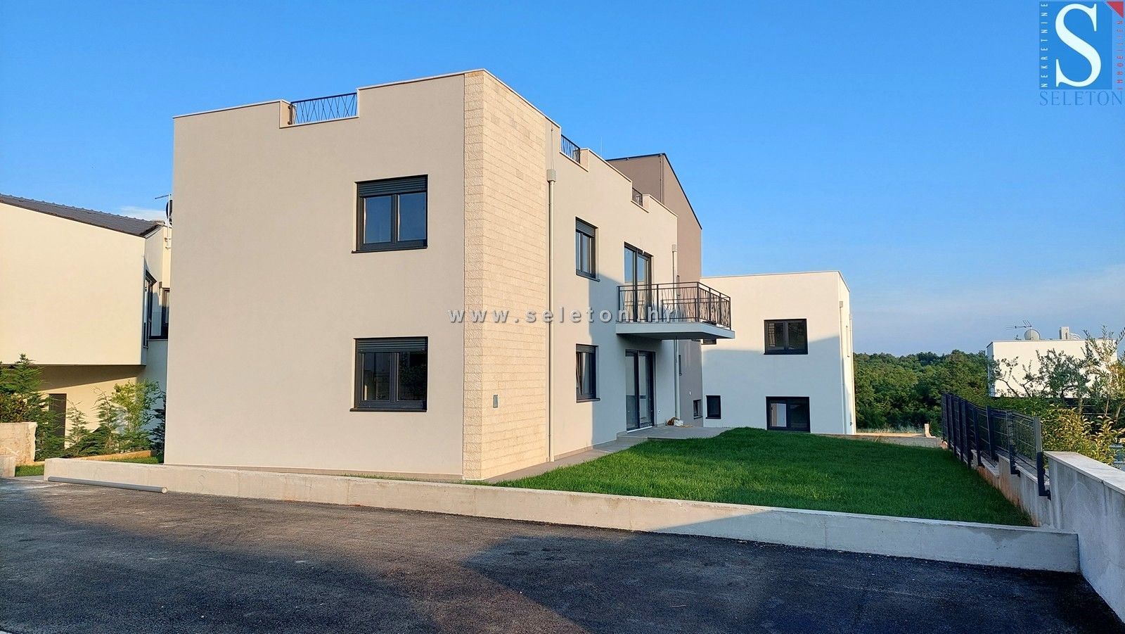 Wohnung zum Kauf 353.000 € 4 Zimmer 94 m²<br/>Wohnfläche 1.<br/>Geschoss Porec center