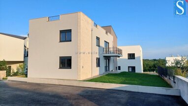 Wohnung zum Kauf 353.000 € 4 Zimmer 94 m² 1. Geschoss Porec center