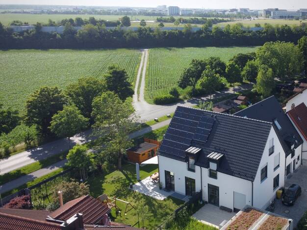 Doppelhaushälfte zum Kauf provisionsfrei 1.399.999 € 5 Zimmer 125 m² 200 m² Grundstück Pfarrer-Seeanner-Straße 40 Garching Garching bei München 85748
