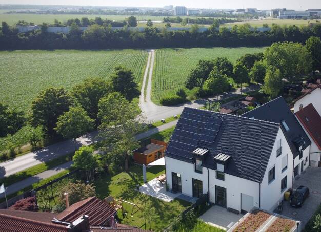 Doppelhaushälfte zum Kauf provisionsfrei 1.399.999 € 5 Zimmer 125 m² 200 m² Grundstück Pfarrer-Seeanner-Straße 40 Garching Garching bei München 85748