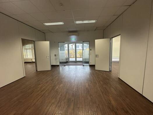 Bürofläche zur Miete 11 € 2 Zimmer 144,7 m² Bürofläche St. Pölten 3100