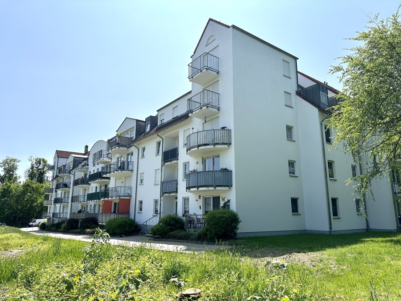 Maisonette zum Kauf 105.000 € 4 Zimmer 123,1 m²<br/>Wohnfläche 4.<br/>Geschoss Gutenbergstraße 17/19 Auerbach Auerbach/Vogtland 08209