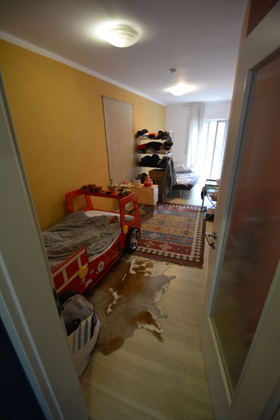 Großzügiges 1-Zimmer-Apartment mit Tageslichtbad und EBK im Herzen der Regensburger Altstadt – Wollwirkergasse 5, 93047 Regensburg – Vorschaubild 8