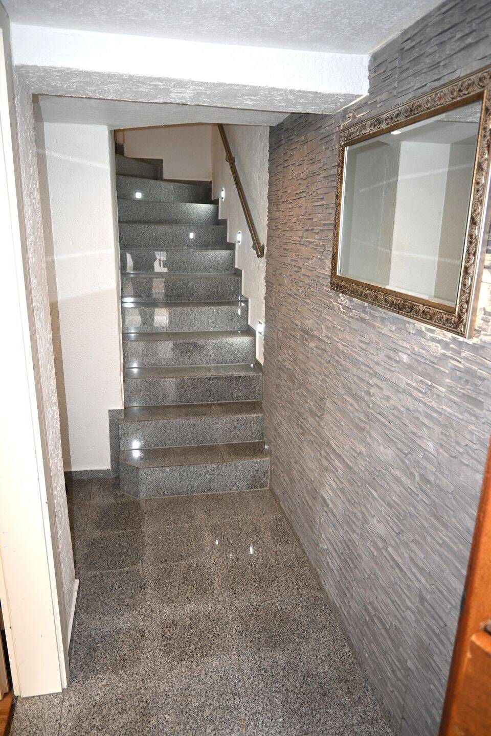 Einfamilienhaus zum Kauf - Ansicht 3