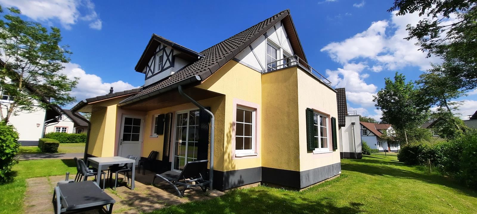 Einfamilienhaus zum Kauf 187.500 € 4 Zimmer 83 m²<br/>Wohnfläche 3.028 m²<br/>Grundstück Am Kellerborn 1 Eller Cochem 56812