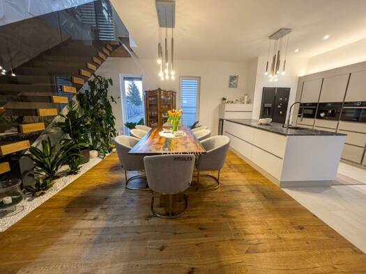 Einfamilienhaus zur Miete 2.000 € 5 Zimmer 172 m² 673 m² Grundstück frei ab 01.12.2026 Wels Wels 4600