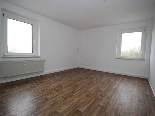 Wohnung zur Miete 415 € 3 Zimmer 65,9 m² 1. Geschoss frei ab sofort Hauptstraße 6 Syrau Rosenbach/Vogtland 08548