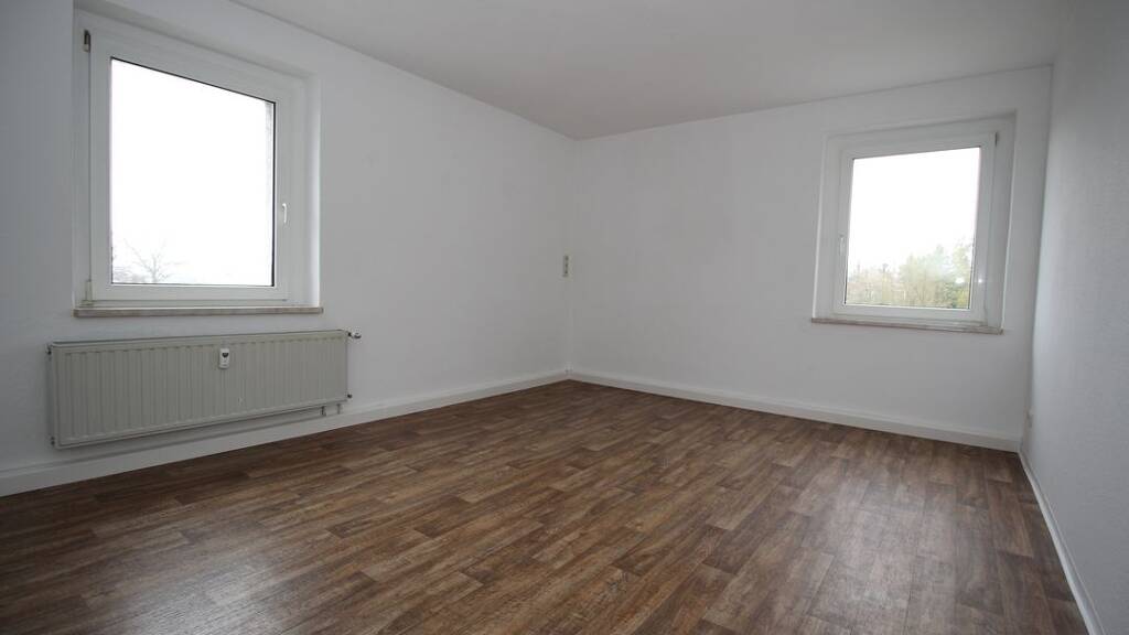 Wohnung zur Miete 415 € 3 Zimmer 65,9 m² 1. Geschoss frei ab sofort Hauptstraße 6 Syrau Rosenbach/Vogtland 08548
