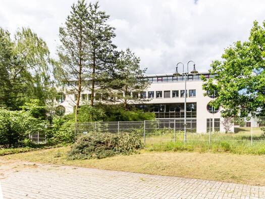 Bürofläche zur Miete provisionsfrei 12,50 € 8 Zimmer 300 m² Bürofläche Birkenwerder 16547