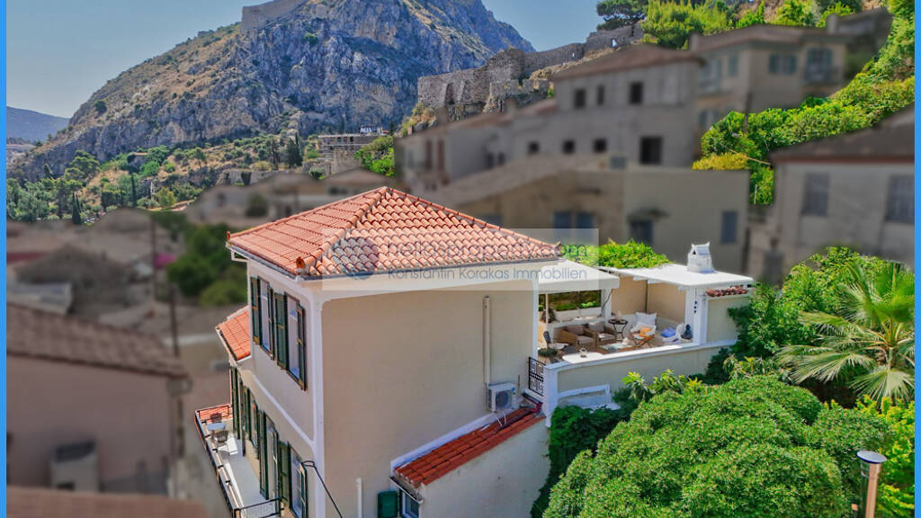 Einfamilienhaus zum Kauf 1.250.000 € 8 Zimmer 262 m² 109,4 m² Grundstück Alt Nafplio 21100
