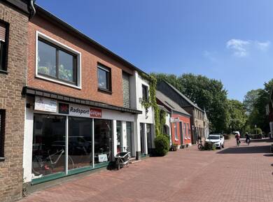 Mehrfamilienhaus zum Kauf 298.000 € 5 Zimmer 100 m² 423 m² Grundstück Kalkar Kalkar 47546