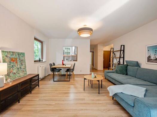 Wohnung zur Miete 934 € 2 Zimmer 63,3 m² frei ab sofort Ostend Innenstadt IV 60314