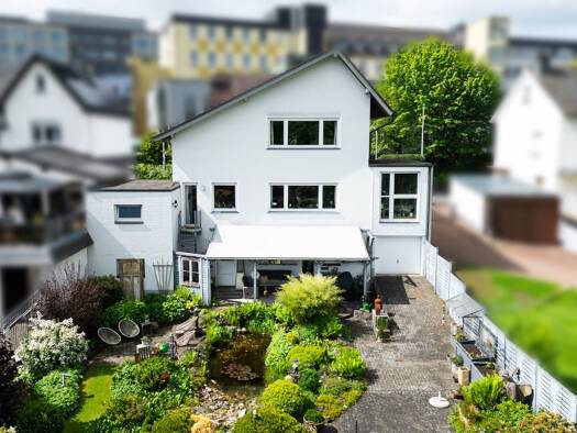 Einfamilienhaus zum Kauf 398.000 € 9 Zimmer 201 m² 1.159 m² Grundstück Neheim-Hüsten Arnsberg 59759