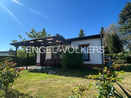 Bungalow zum Kauf 149.000 € 2 Zimmer 44 m² 800 m² Grundstück frei ab sofort Schönfeld Mühle Schönfeld-Mühle 19205