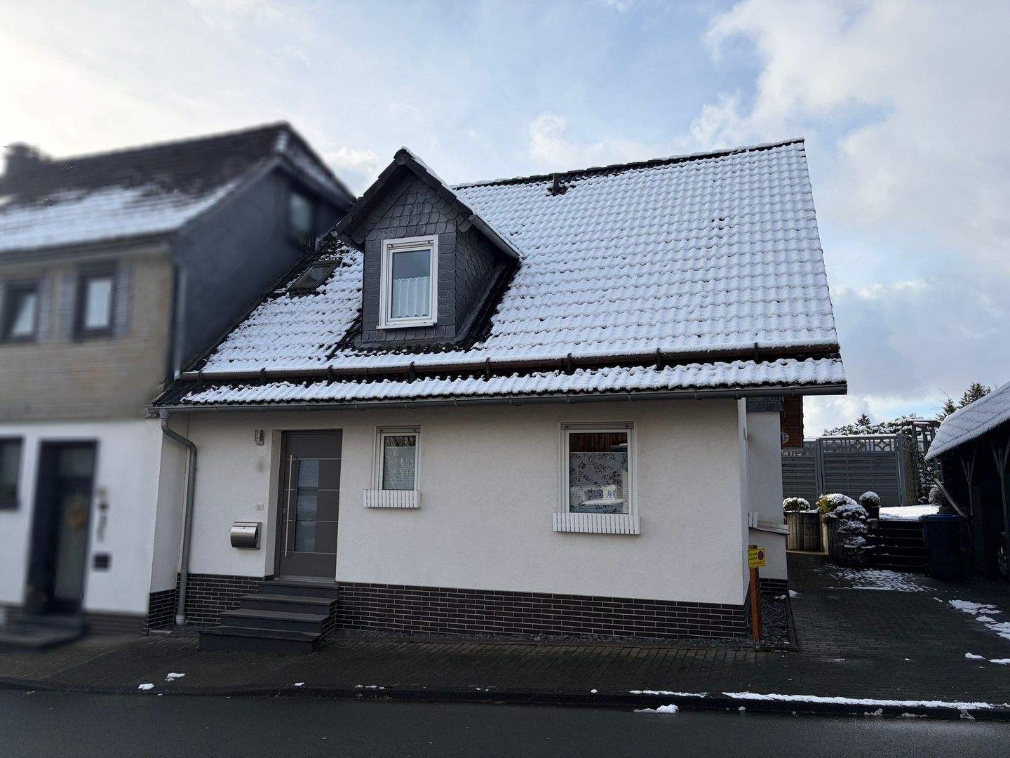 Immobilie in Bad Berleburg - Gepflegtes Wohnhaus mit Terrasse in Bad Berleburg! - Bild 1