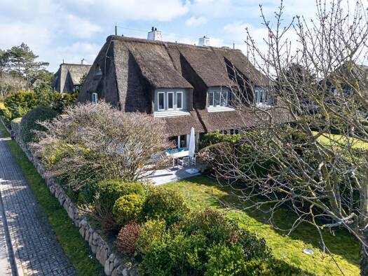 Reihenendhaus zum Kauf 2.475.000 € 5 Zimmer 125 m² 402 m² Grundstück Keitum Sylt-Ost / Keitum 25980