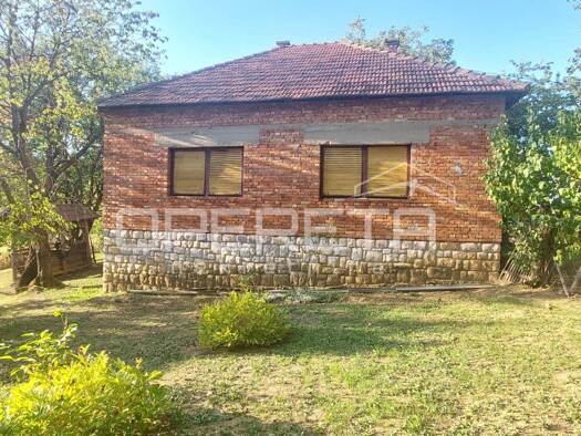 Einfamilienhaus zum Kauf 72.000 € 3 Zimmer 80 m² 3.036 m² Grundstück Sveti Ivan Zelina 10380